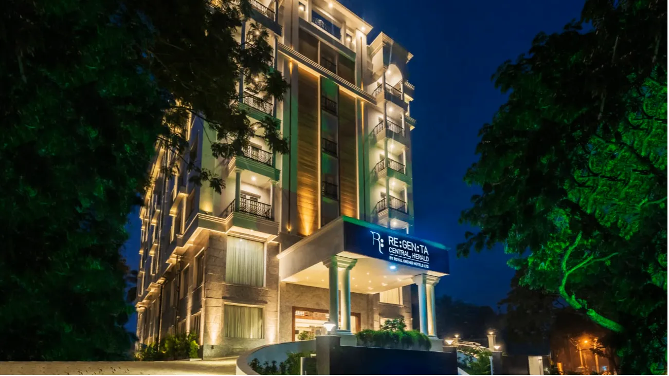 Regenta Central Herald — main image